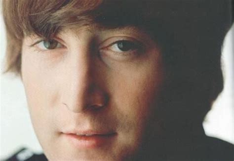 john lennon eye color
